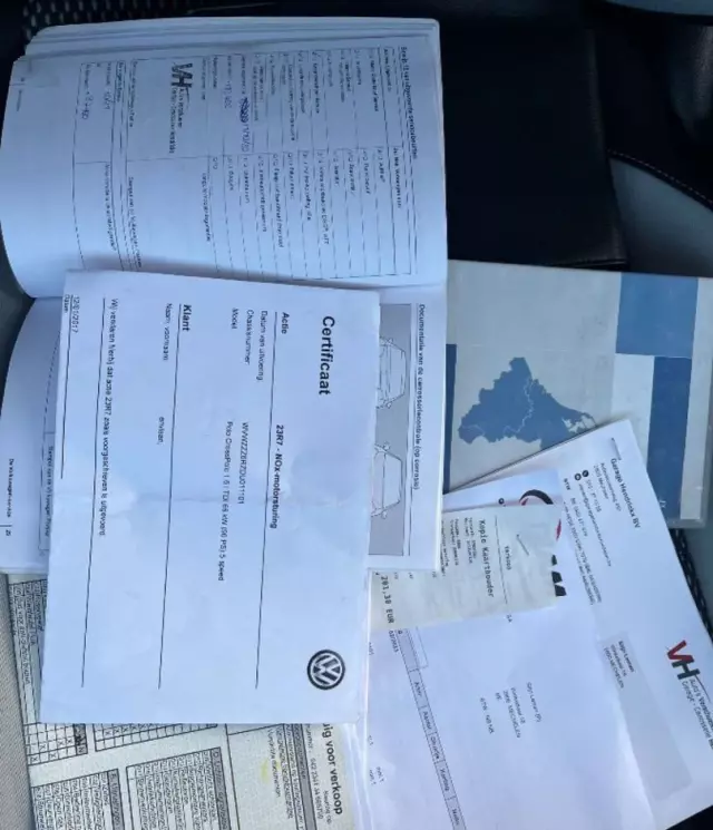 VOLKSWAGEN Polo Cross 