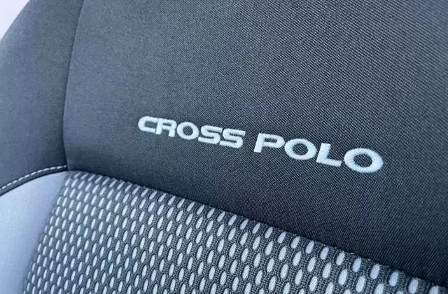 VOLKSWAGEN Polo Cross 