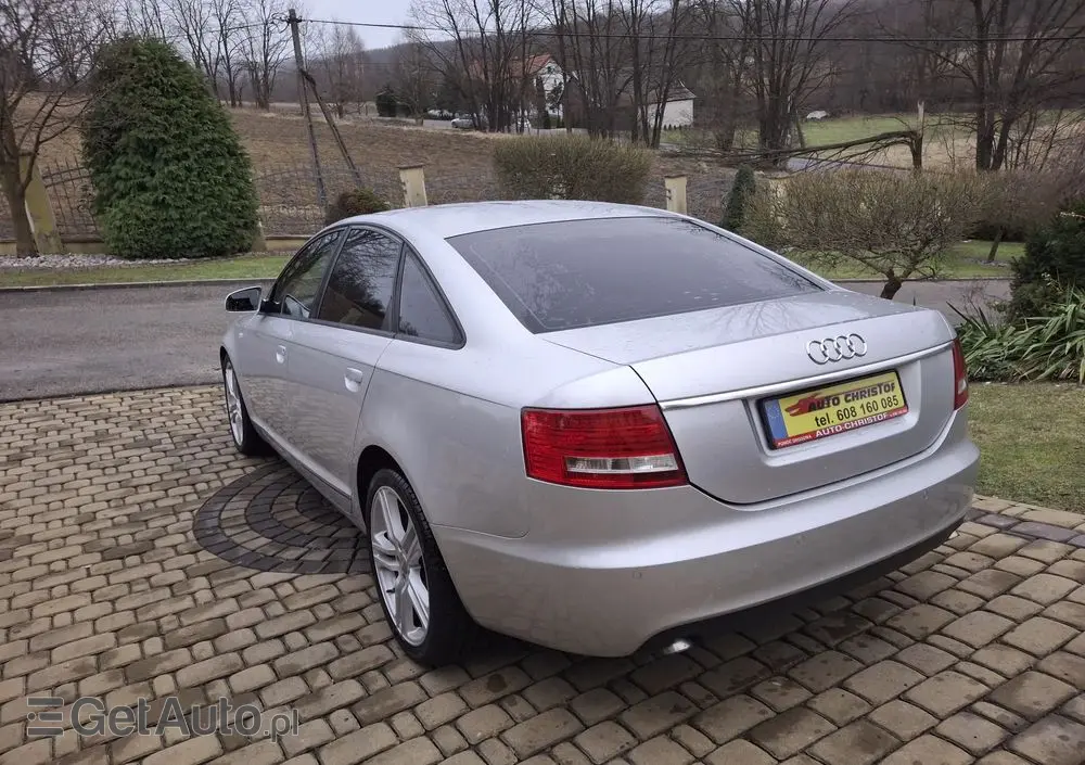 AUDI A6 Limousine 