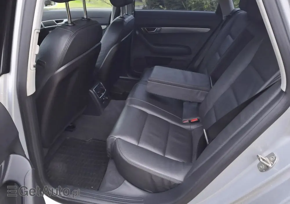 AUDI A6 Limousine 