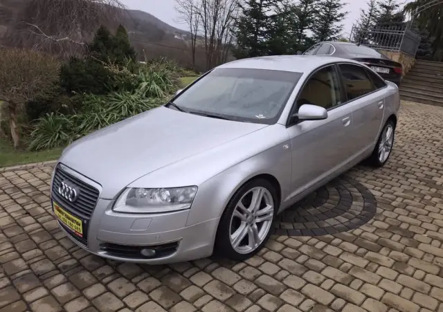 AUDI A6 Limousine 