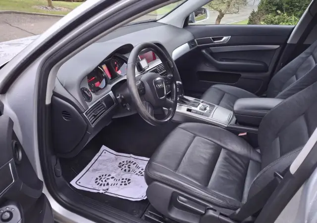 AUDI A6 Limousine 