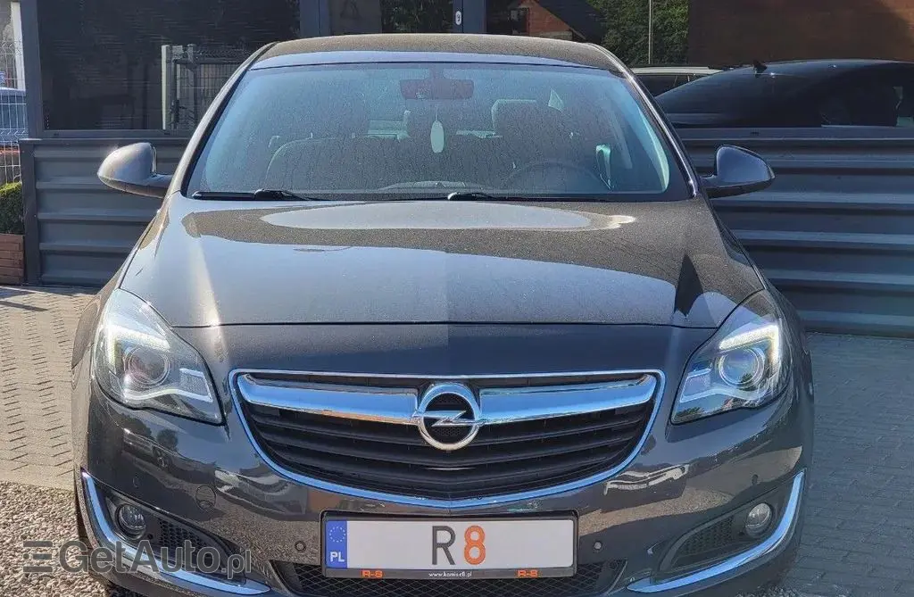 OPEL Insignia 