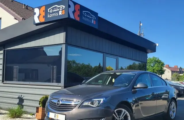 OPEL Insignia 