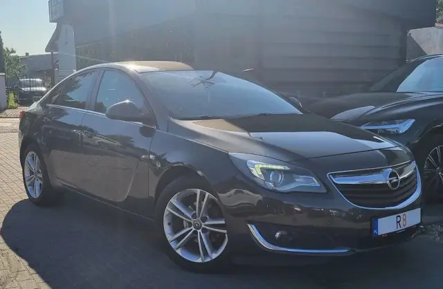 OPEL Insignia 