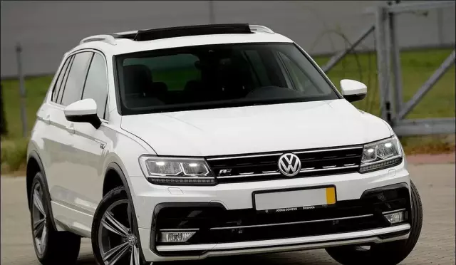 VOLKSWAGEN Tiguan 