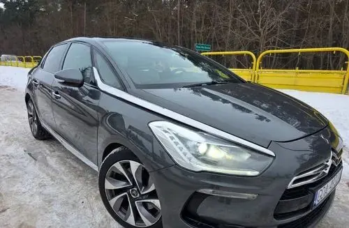 CITROEN DS5 