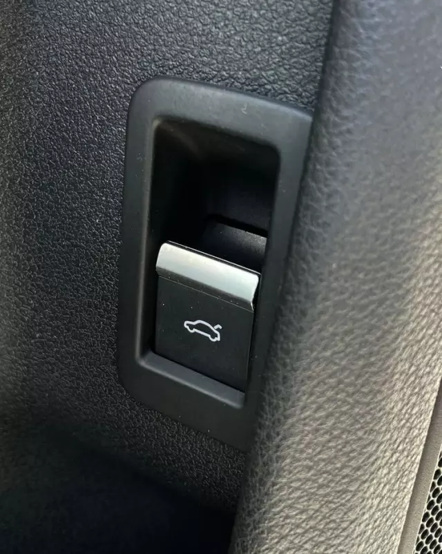 AUDI A4 2.0 TFSI ultra