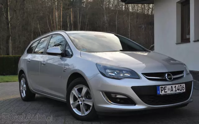 OPEL Astra 1.4 Turbo Active