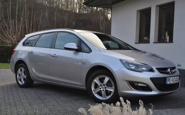 OPEL Astra 1.4 Turbo Active
