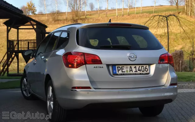 OPEL Astra 1.4 Turbo Active