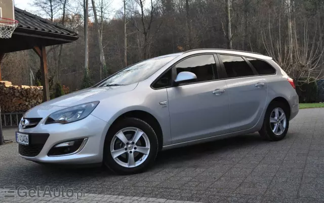 OPEL Astra 1.4 Turbo Active