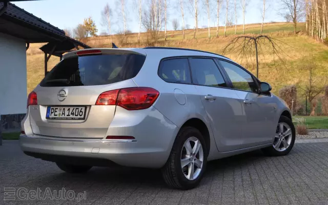 OPEL Astra 1.4 Turbo Active