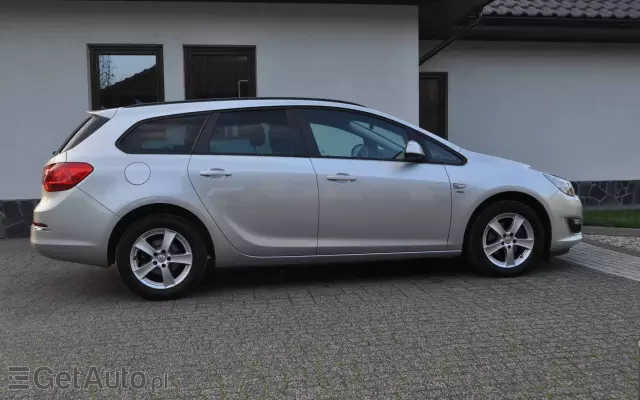 OPEL Astra 1.4 Turbo Active