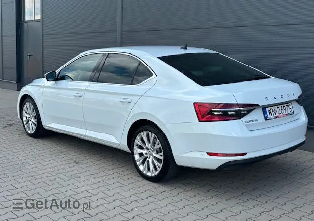 SKODA Superb 2.0 TDI SCR Style DSG