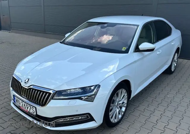 SKODA Superb 2.0 TDI SCR Style DSG
