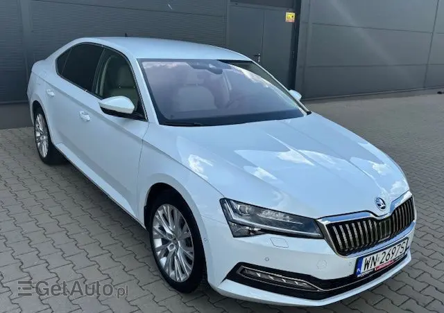 SKODA Superb 2.0 TDI SCR Style DSG