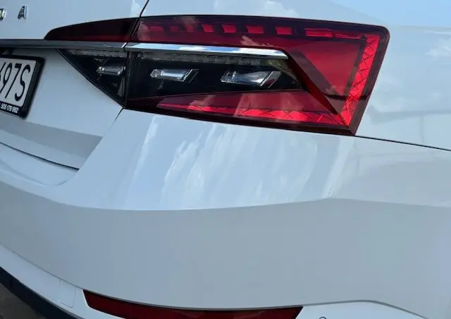 SKODA Superb 2.0 TDI SCR Style DSG