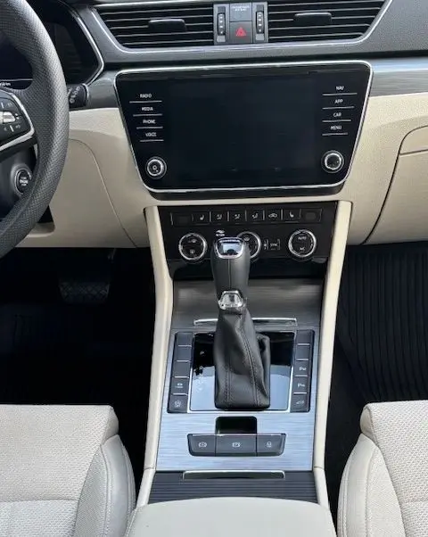 SKODA Superb 2.0 TDI SCR Style DSG