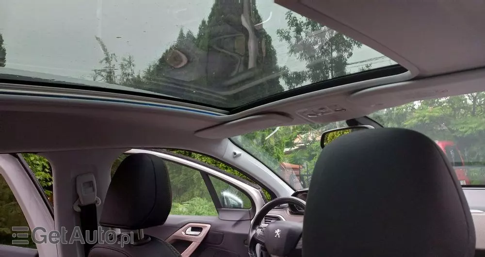 PEUGEOT 2008 1.6 e-HDi Allure S&S