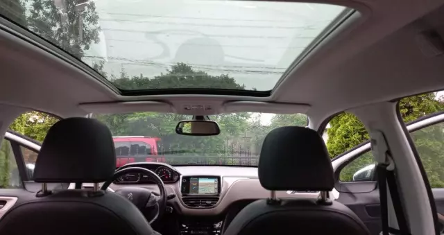 PEUGEOT 2008 1.6 e-HDi Allure S&S