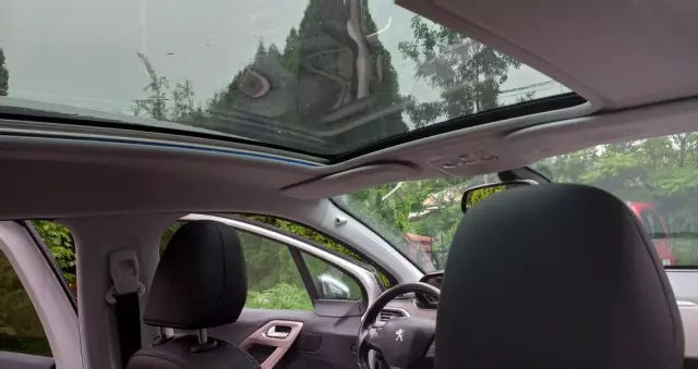 PEUGEOT 2008 1.6 e-HDi Allure S&S