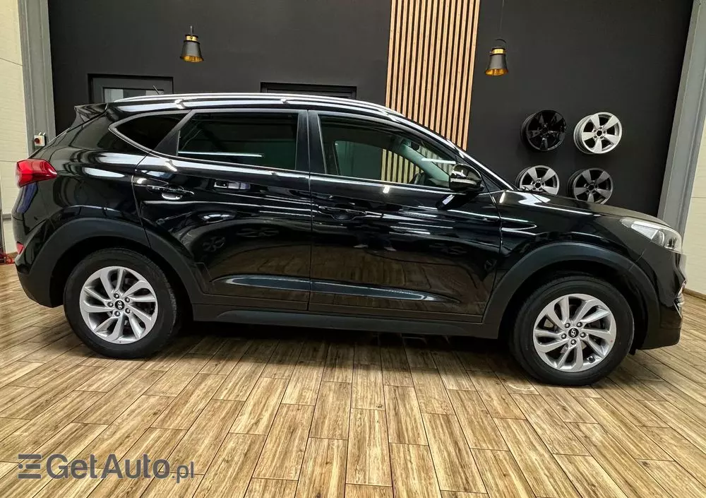 HYUNDAI Tucson Blue 1.7 CRDi 2WD Trend