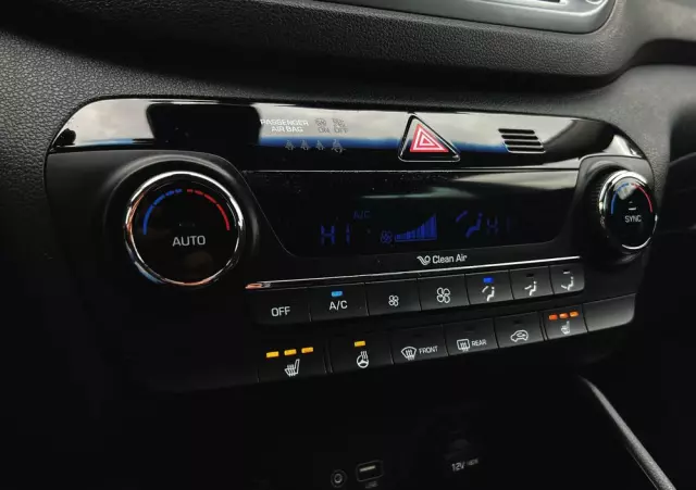 HYUNDAI Tucson Blue 1.7 CRDi 2WD Trend