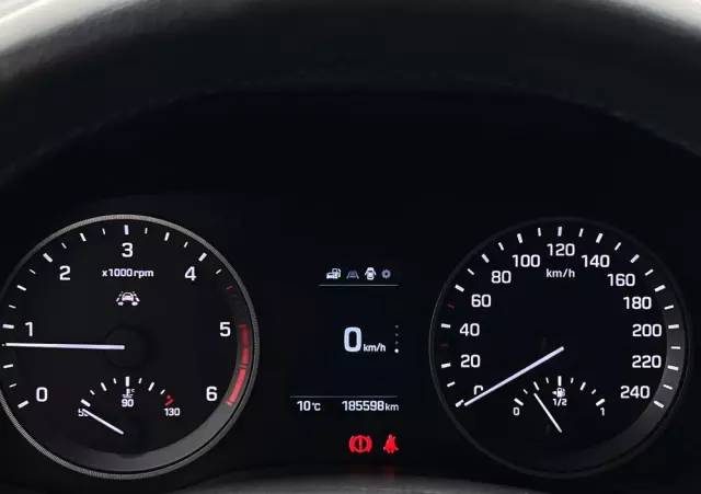 HYUNDAI Tucson Blue 1.7 CRDi 2WD Trend