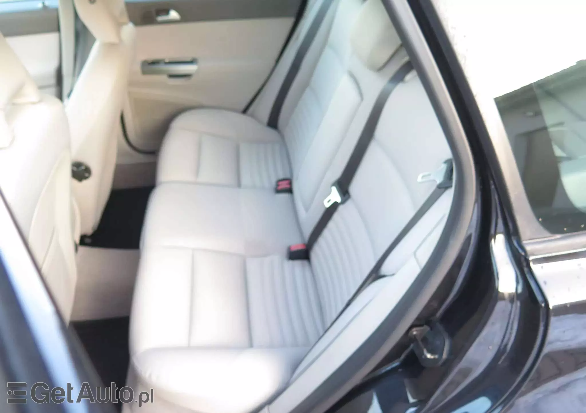 VOLVO V50 1.8 Momentum