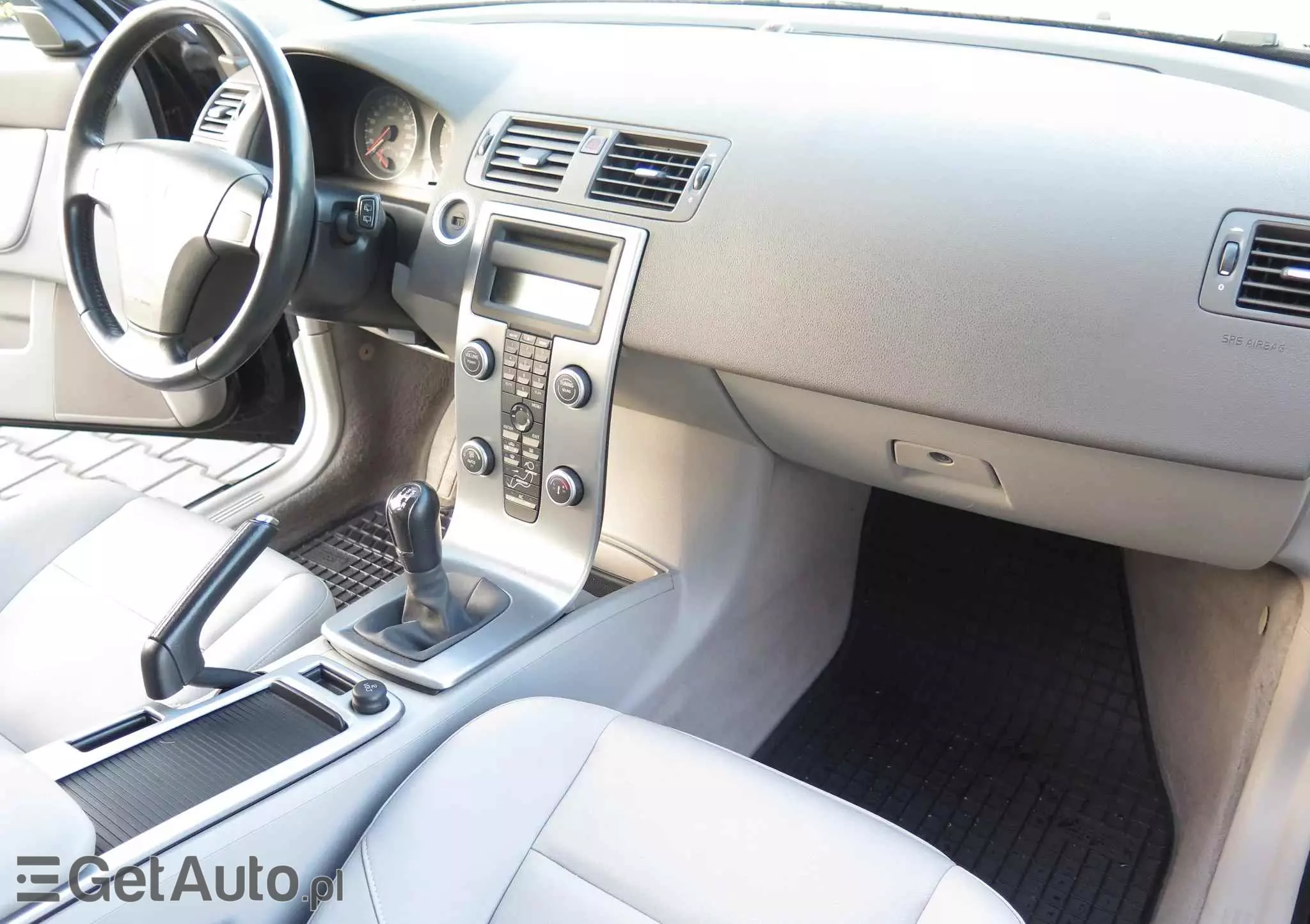 VOLVO V50 1.8 Momentum