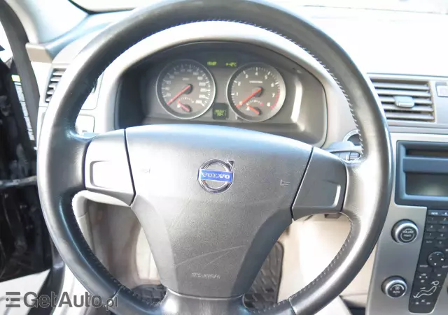 VOLVO V50 1.8 Momentum