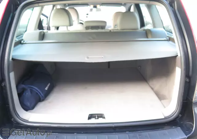 VOLVO V50 1.8 Momentum