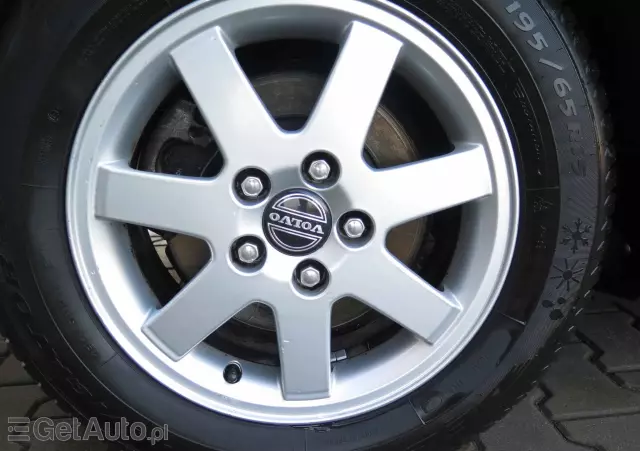 VOLVO V50 1.8 Momentum