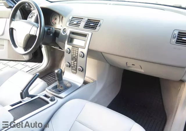 VOLVO V50 1.8 Momentum