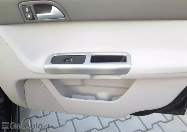 VOLVO V50 1.8 Momentum