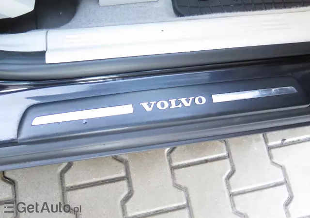 VOLVO V50 1.8 Momentum