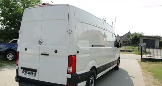 VOLKSWAGEN CRAFTER 