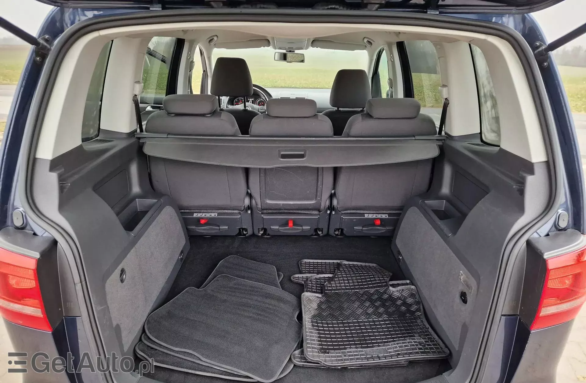 VOLKSWAGEN Touran 1.6 TDI (115 KM)