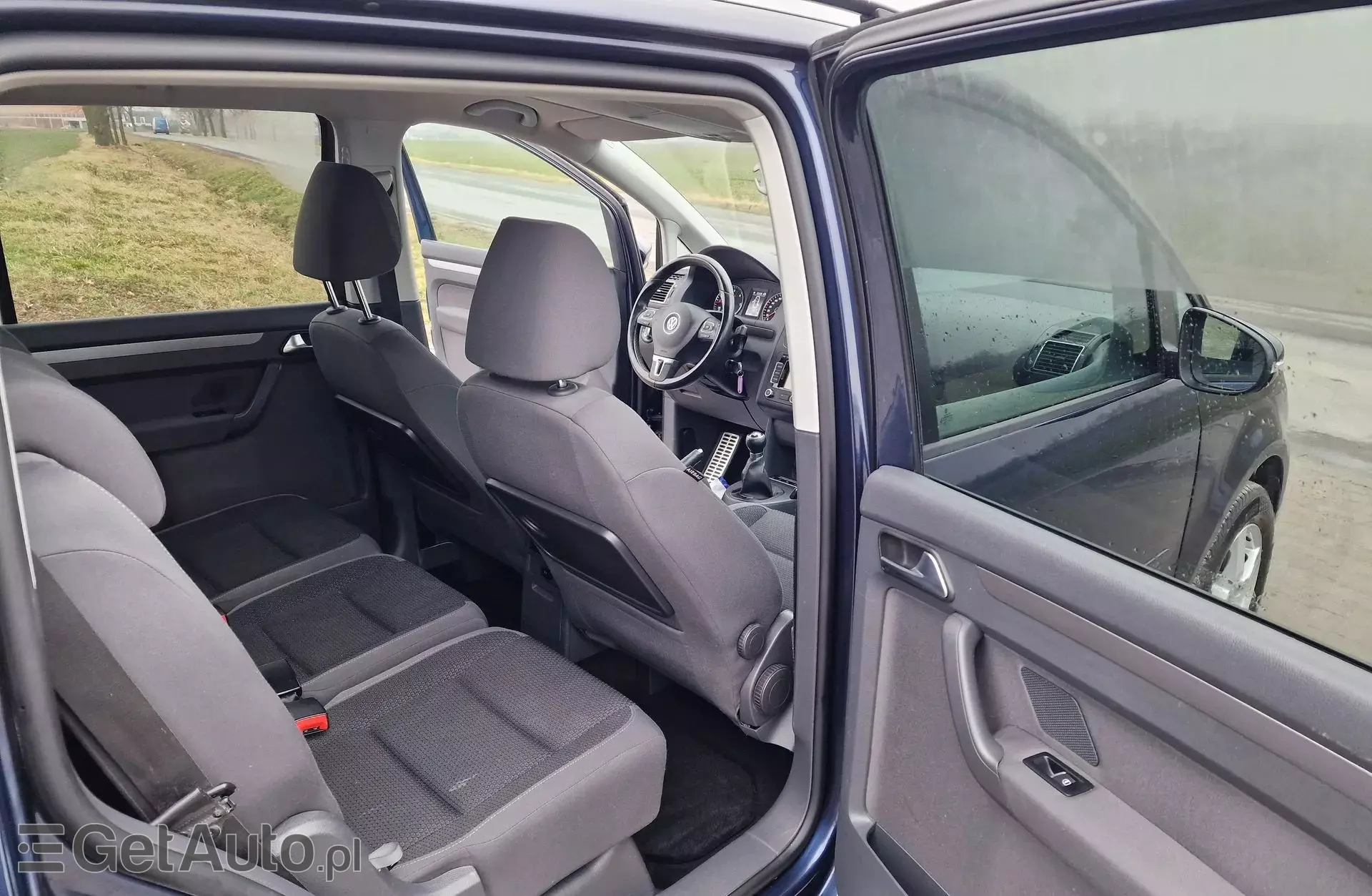 VOLKSWAGEN Touran 1.6 TDI (115 KM)