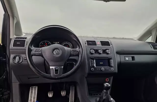 VOLKSWAGEN Touran 1.6 TDI (115 KM)
