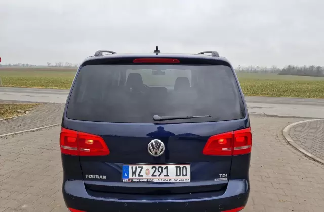 VOLKSWAGEN Touran 1.6 TDI (115 KM)