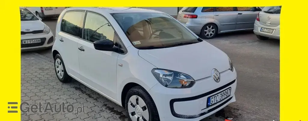 VOLKSWAGEN Up! 