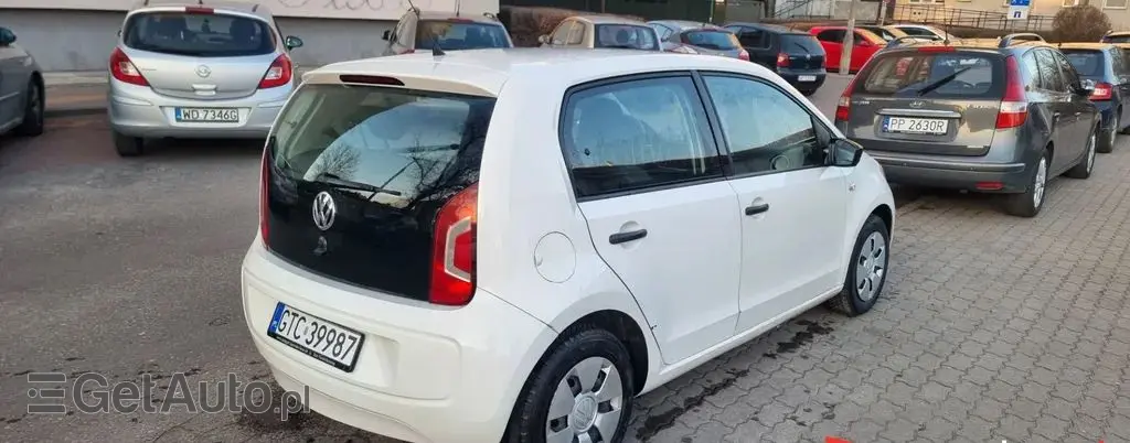 VOLKSWAGEN Up! 