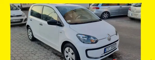VOLKSWAGEN Up! 