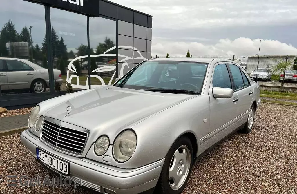 MERCEDES-BENZ Klasa E 