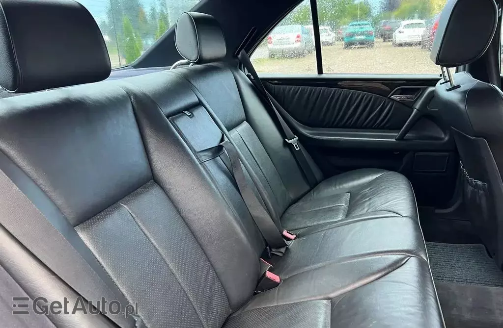 MERCEDES-BENZ Klasa E 