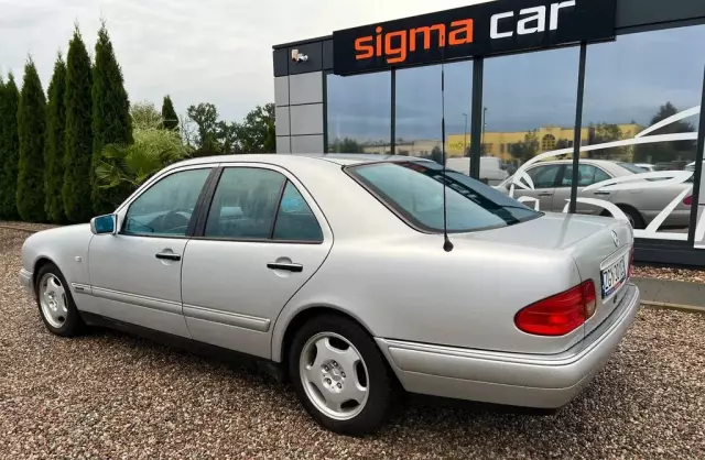 MERCEDES-BENZ Klasa E 