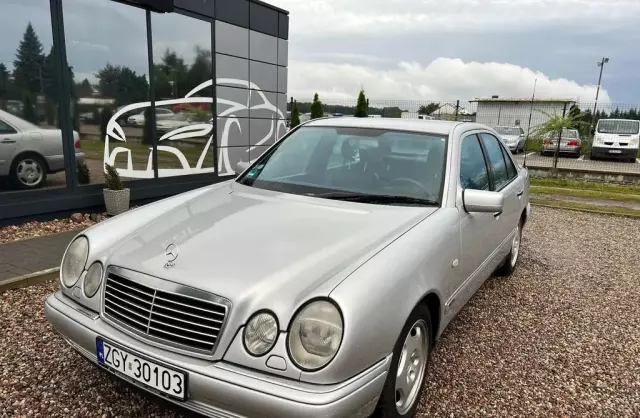 MERCEDES-BENZ Klasa E 