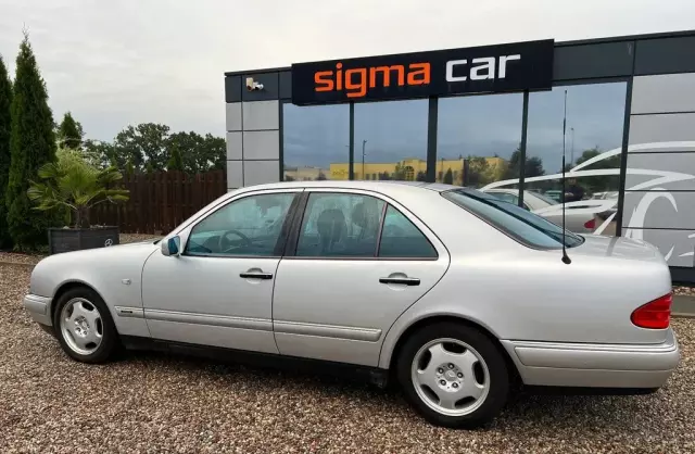 MERCEDES-BENZ Klasa E 